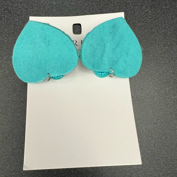 Serra Vibrant Beaded Heart Earrings - Picture 2 of 2